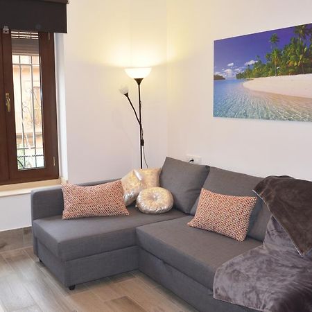 Apartamento San Jacinto Sevilla Exteriér fotografie