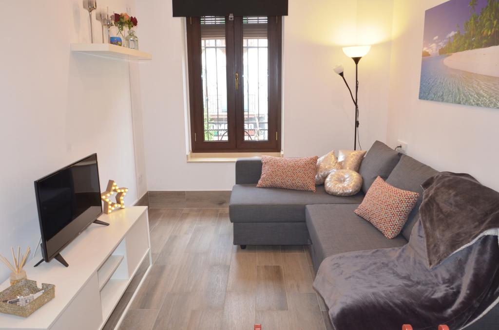 Apartamento San Jacinto Sevilla Exteriér fotografie